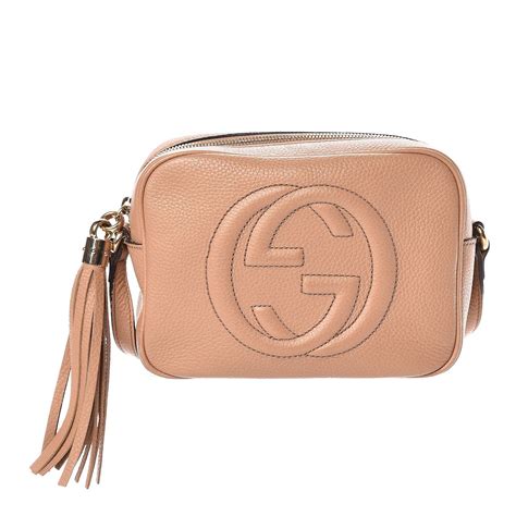 gucci pebbled calfskin small soho disco bag rose beige